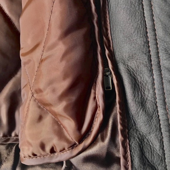 Members Only Classic Vintage Leather Jacket - Picture 7 of 10